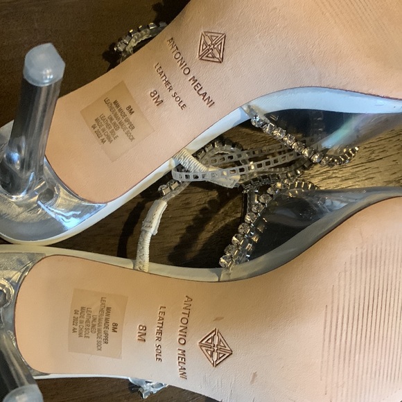 Antonio Melani
Elisha clearVinyl Rhinestone Mules new without box - Picture 8 of 9